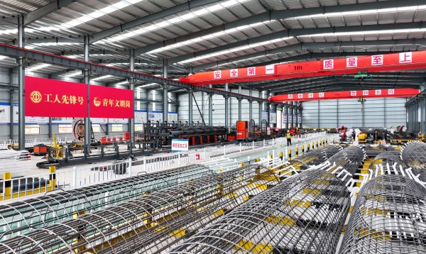 钢筋加工厂自动生产线——王利 摄